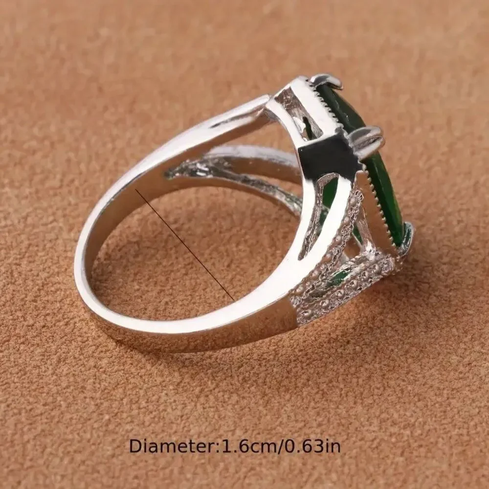 Men's Elegant Green and Silver Fashion Jewelry Ring Accessory Size 7